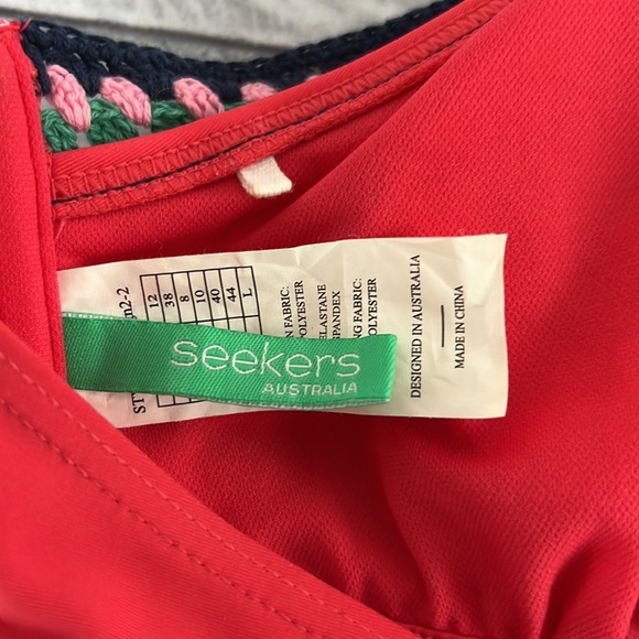 Seekers Australia crochet halter bikini top Sz8 - Picture 6 of 11